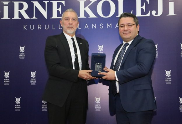 GAÜ,dünyanın kapılarını Girne Koleji öğrencileri için açıyor