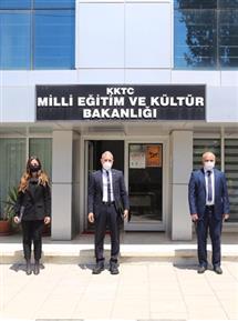 GAÜ KURUCU REKTÖRÜ AKPINAR, MİLLİ EĞİTİM VE KÜLTÜR BAKANI ÇAVUŞOĞLU İLE BİRARAYA GELDİ 